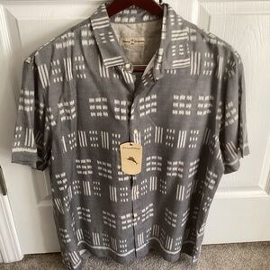 NWT Tommy Bahama Men’s Shirt Gray n White SS Button Up Size XL
